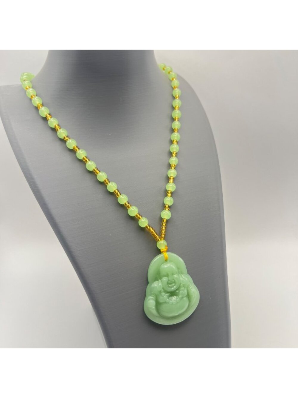Green Serpentine Laughing Buddha Pendant Necklace Yellow Glass Beads 24"